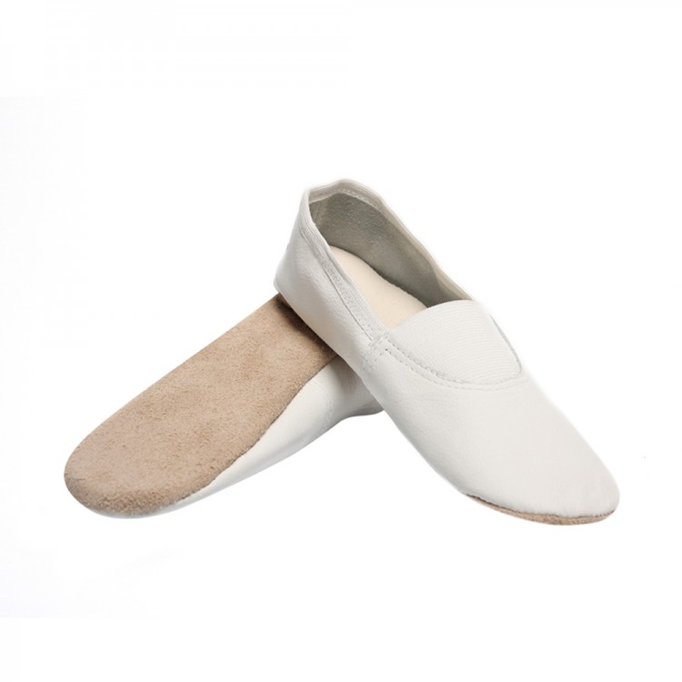 Чешки спортивные белые 25 см